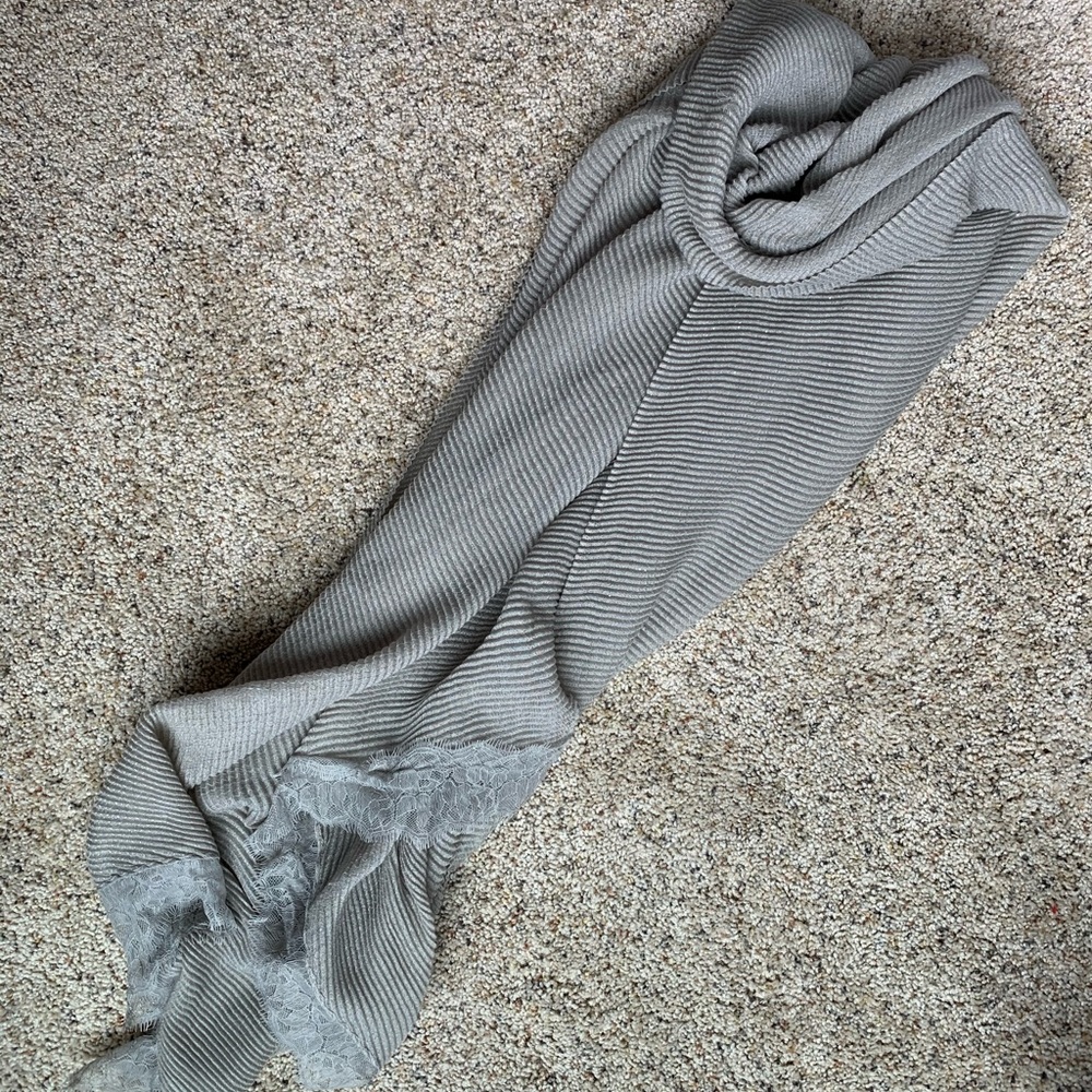 grey scarf